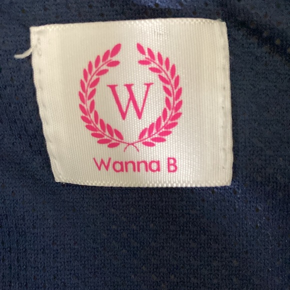 Wanna B Sherpa Vest Women Size M Blue & Cream Red Pull String on Pocket & Zipper - Picture 8 of 10